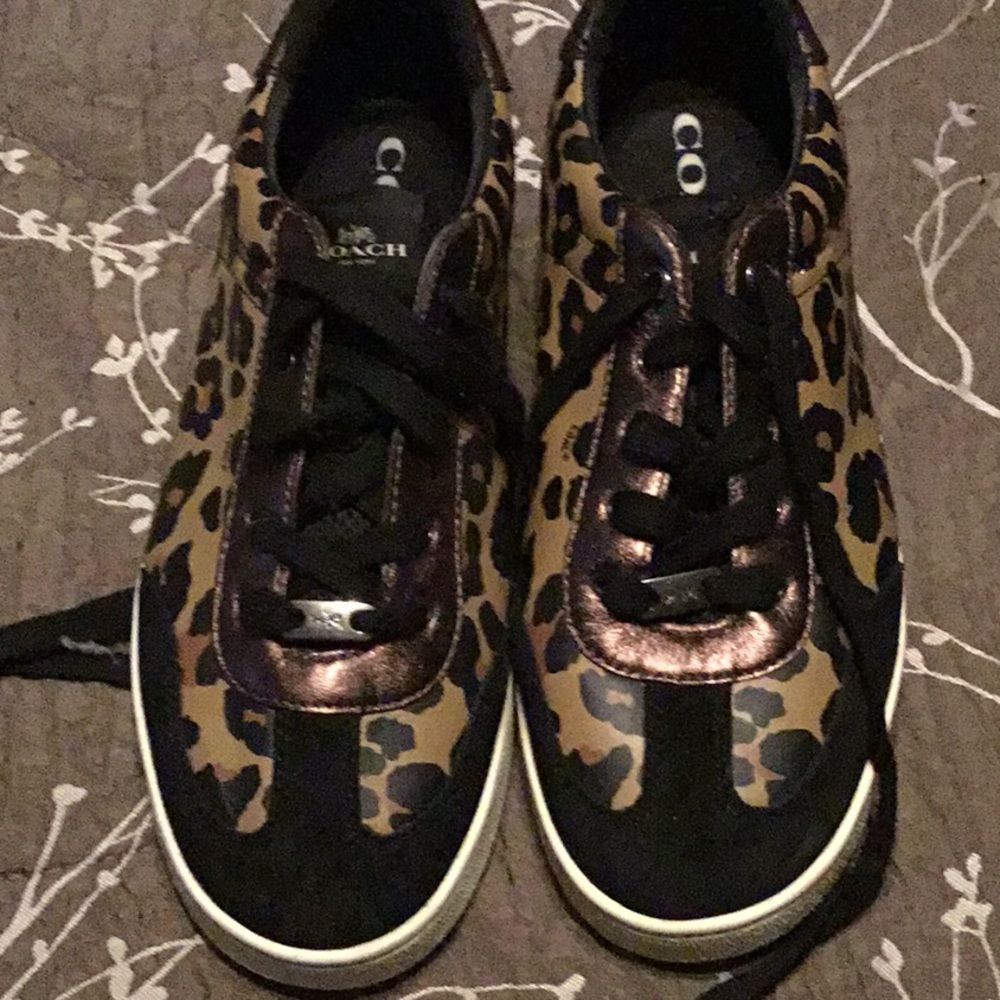 Coach Size 10 Leopard Shoes